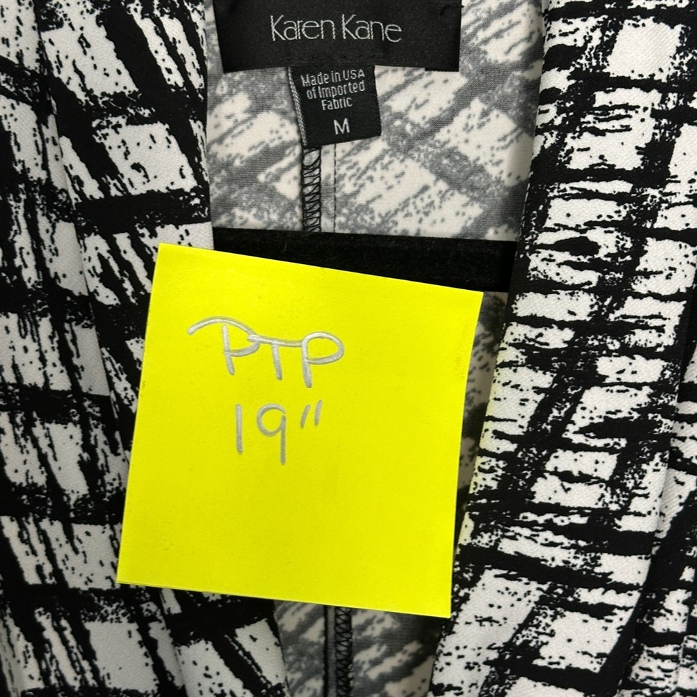 Karen Kane Monochrome Abstract Dress - Picture 6 of 8